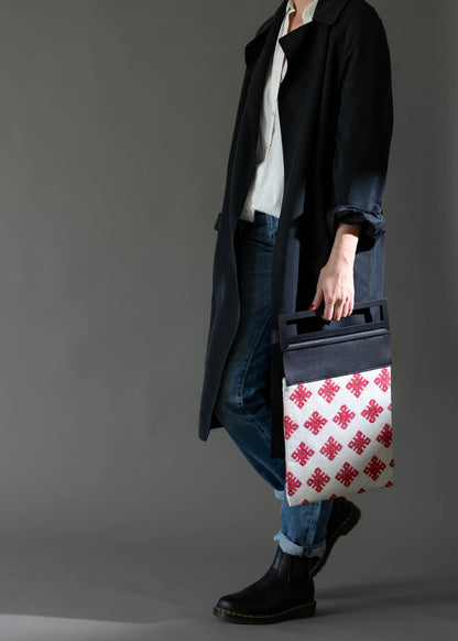 The modernist traditional bag - Red/White diamond