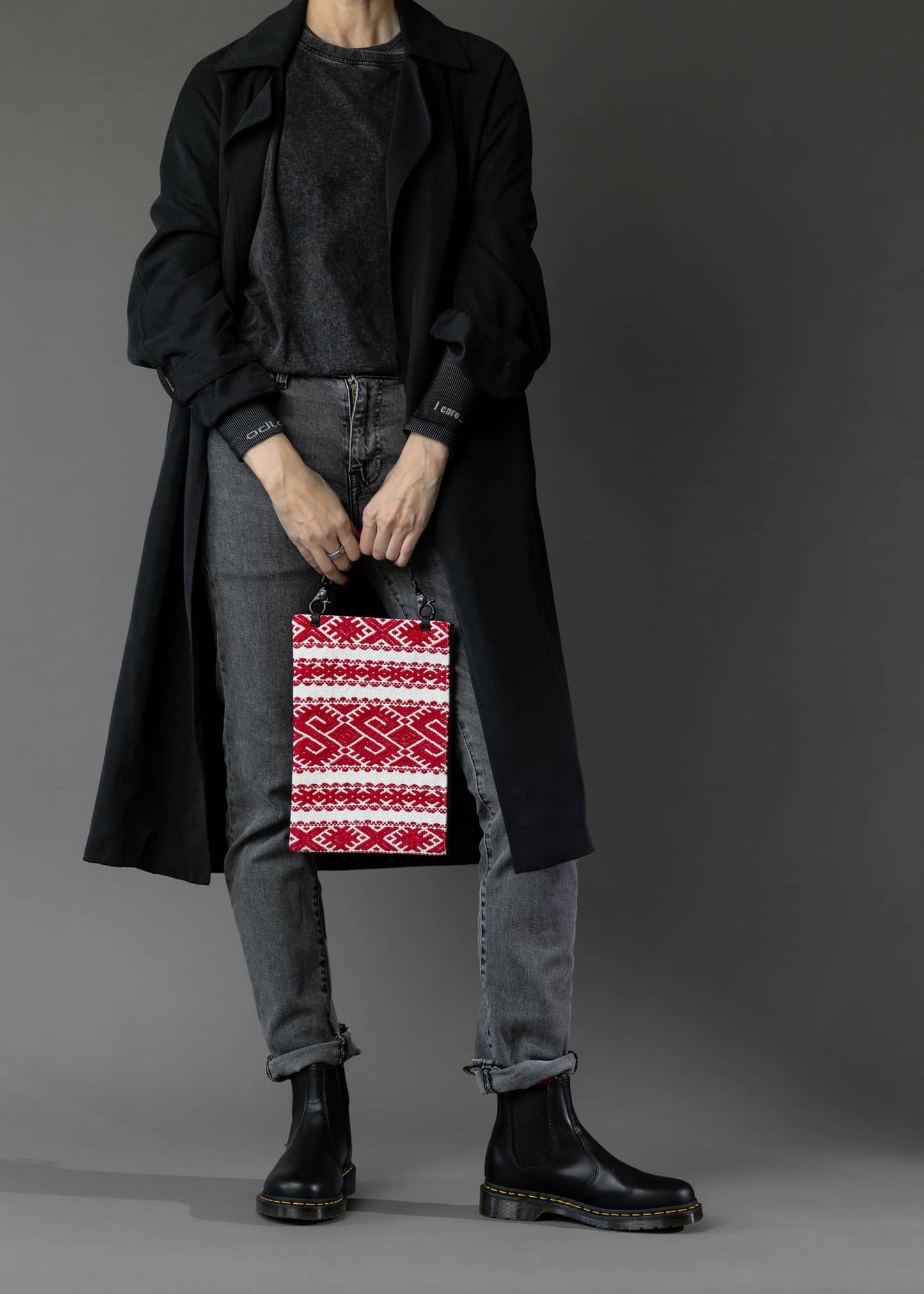 Le paysan clutch - Red/White geometric